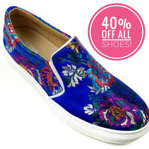 SALE | Renvy | Blue Slip-on Shoes 5 6 6.5 - Picture 1 of 2